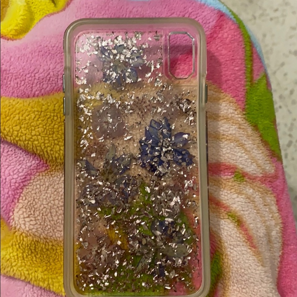 Iphone Xmas plus used case